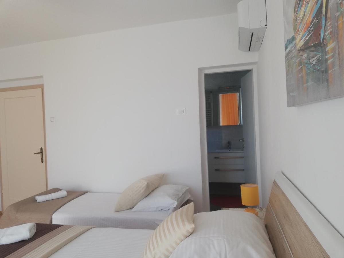 Apartman Bokula Novi Vinodolski Exterior foto