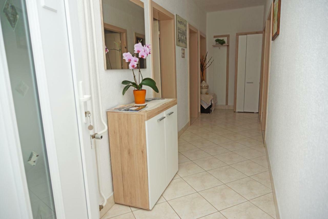 Apartman Bokula Novi Vinodolski Exterior foto